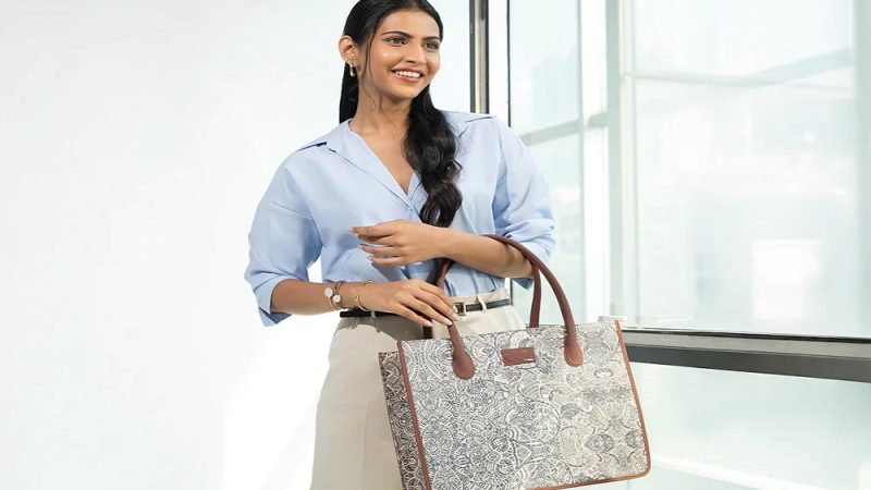 Tote Bag Buying Guide From Luxury Brands Online